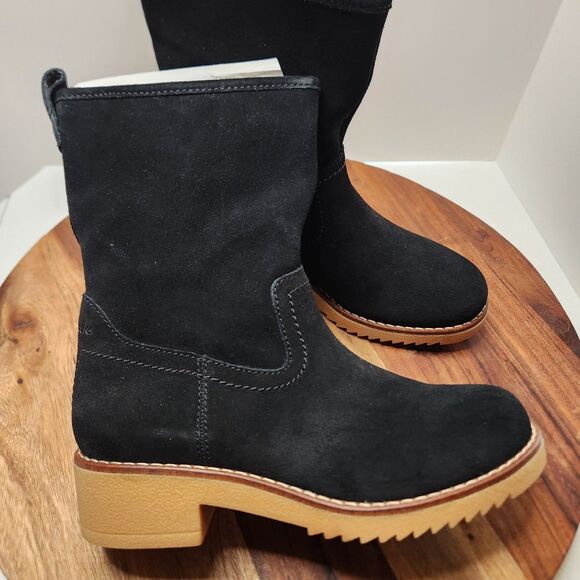 Clarks Eden Mid Black Boots – Women’s 6.5 | New in Box | Heeled Ankle Booties - Picture 1 of 8